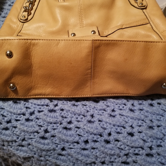 B. Makowsky genuine leather purse - Picture 6 of 10